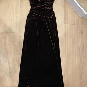 Rimini Strapless Black Velvet Dress